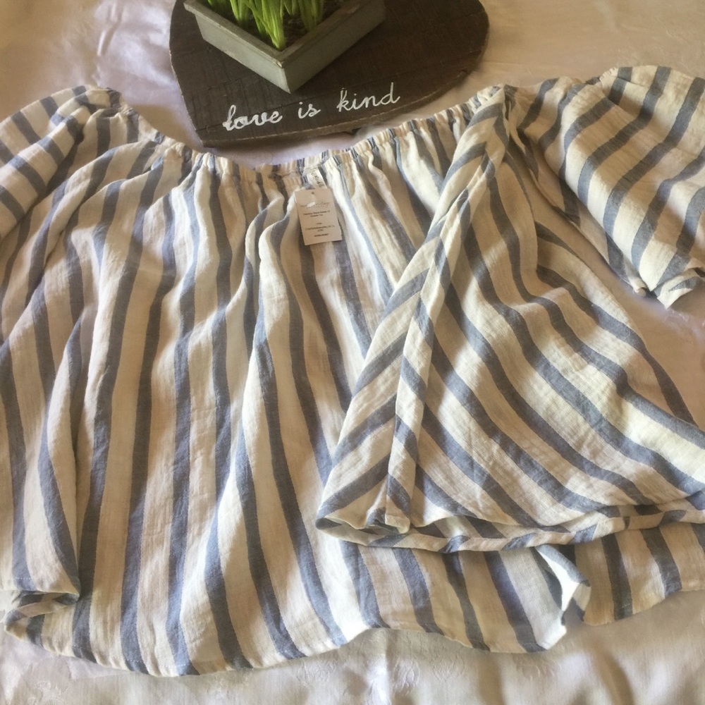 Love In off shoulder top